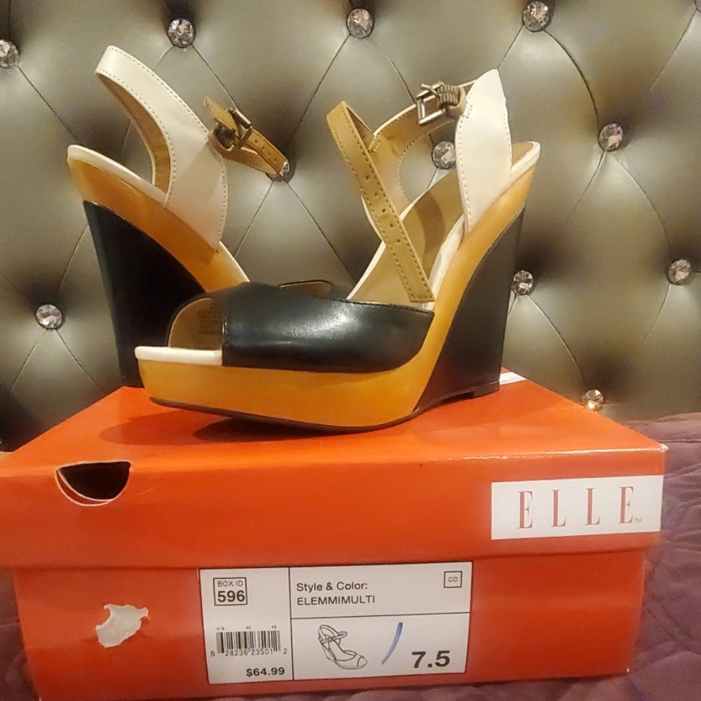 Elle color block platform sandals size 7.5